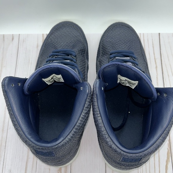 Nike Air Python SP Sneakers - Picture 9 of 10